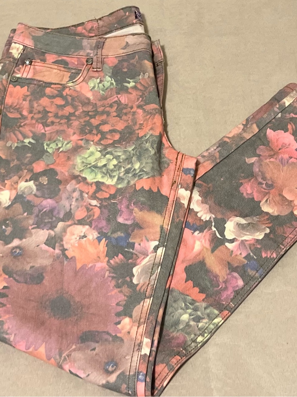 Karma Blue Women’s Size 13 Pink Multicolor Floral Stretch Jeans NWT - Picture 14 of 16
